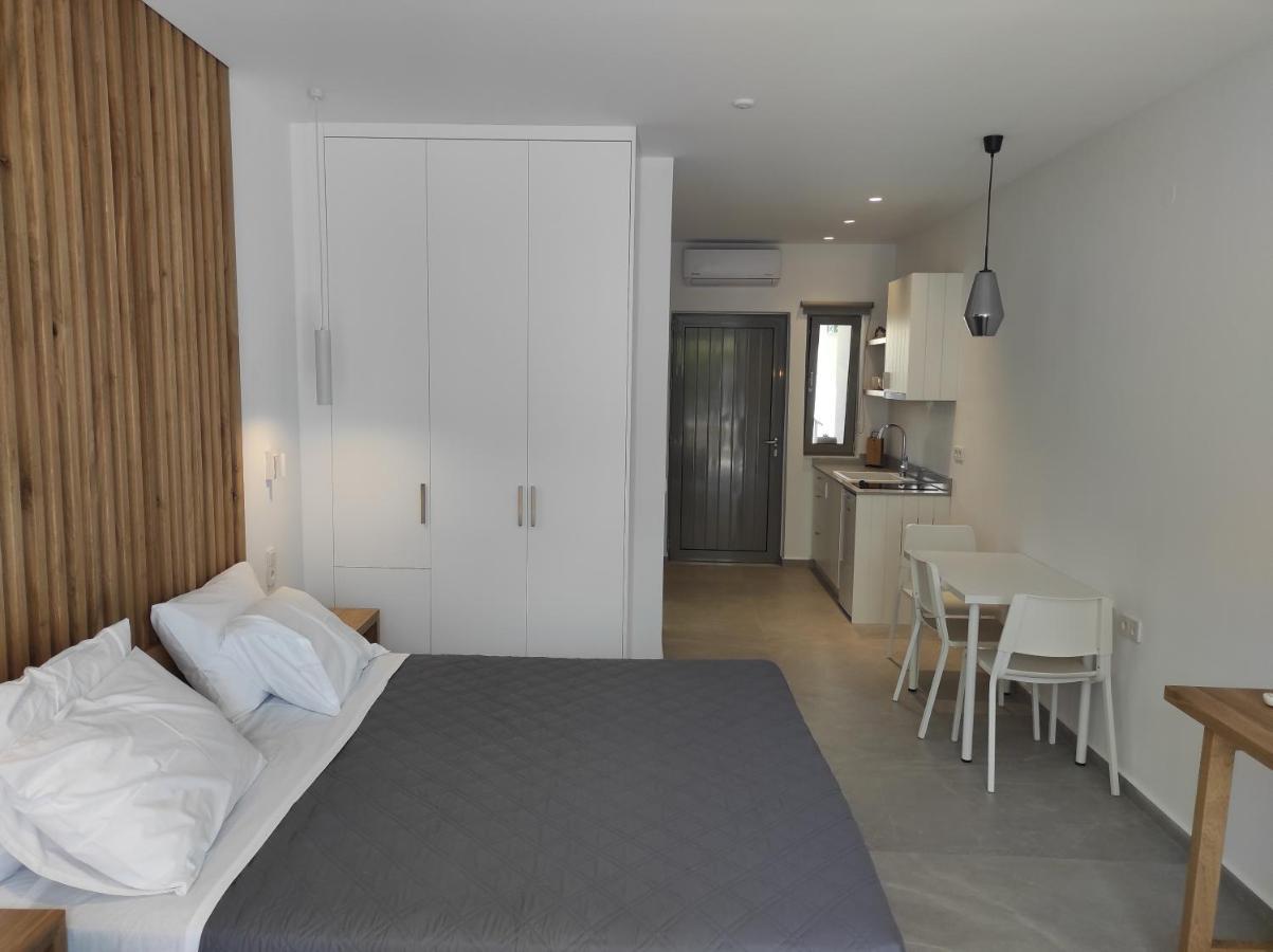 Melissa Apartments, Studios & Suites Malia Eksteriør billede