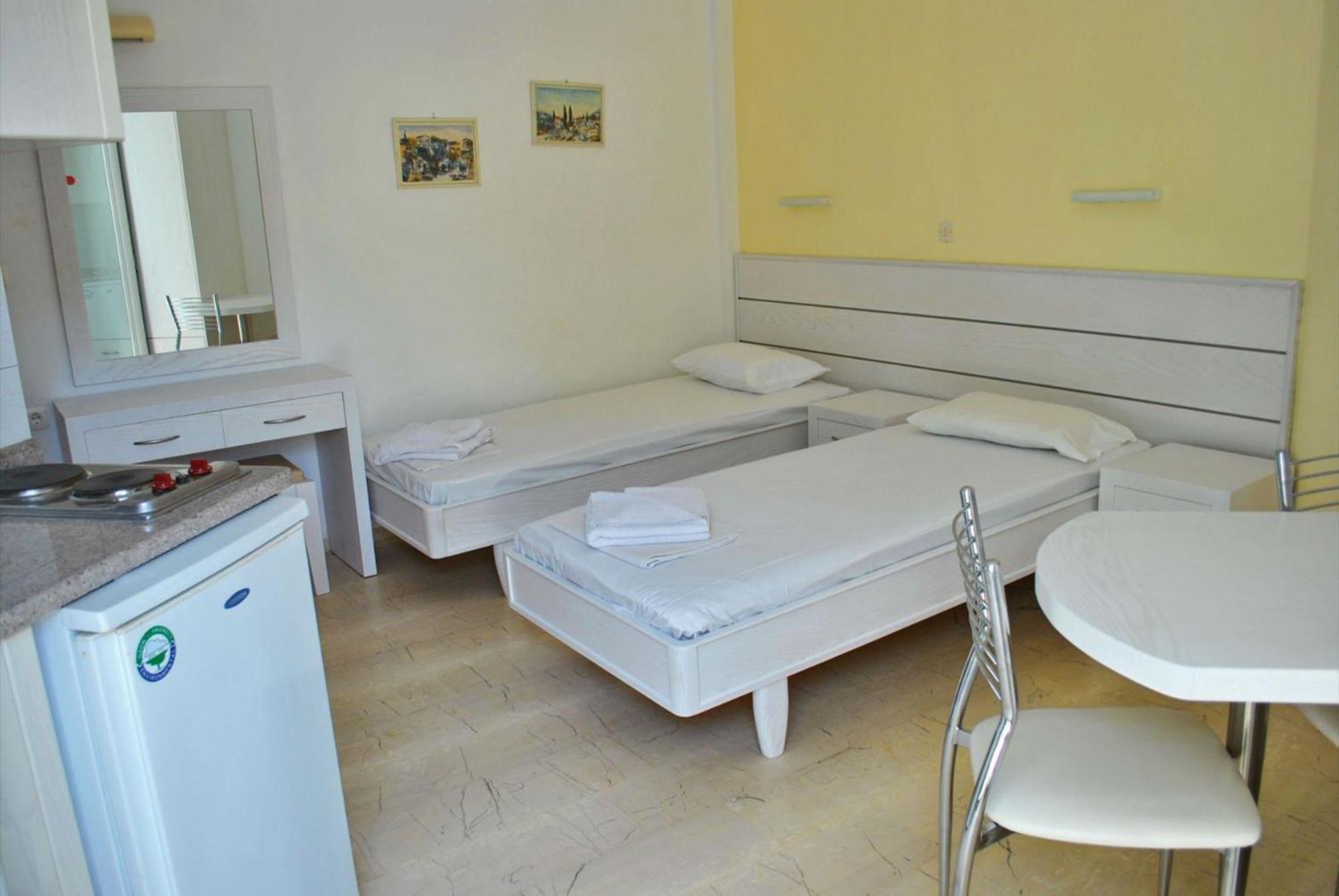 Melissa Apartments, Studios & Suites Malia Værelse billede